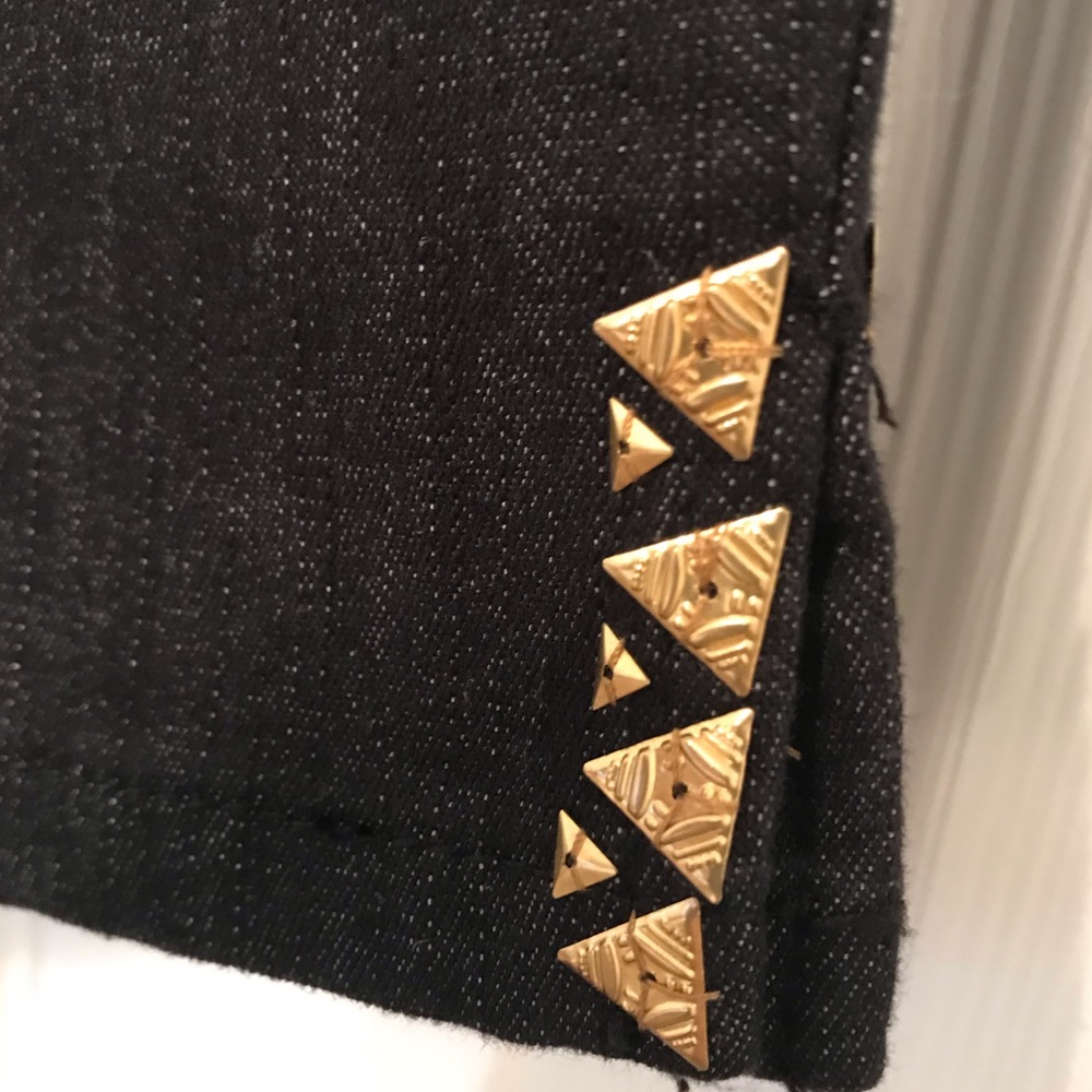 Capris - Picture 4 of 4